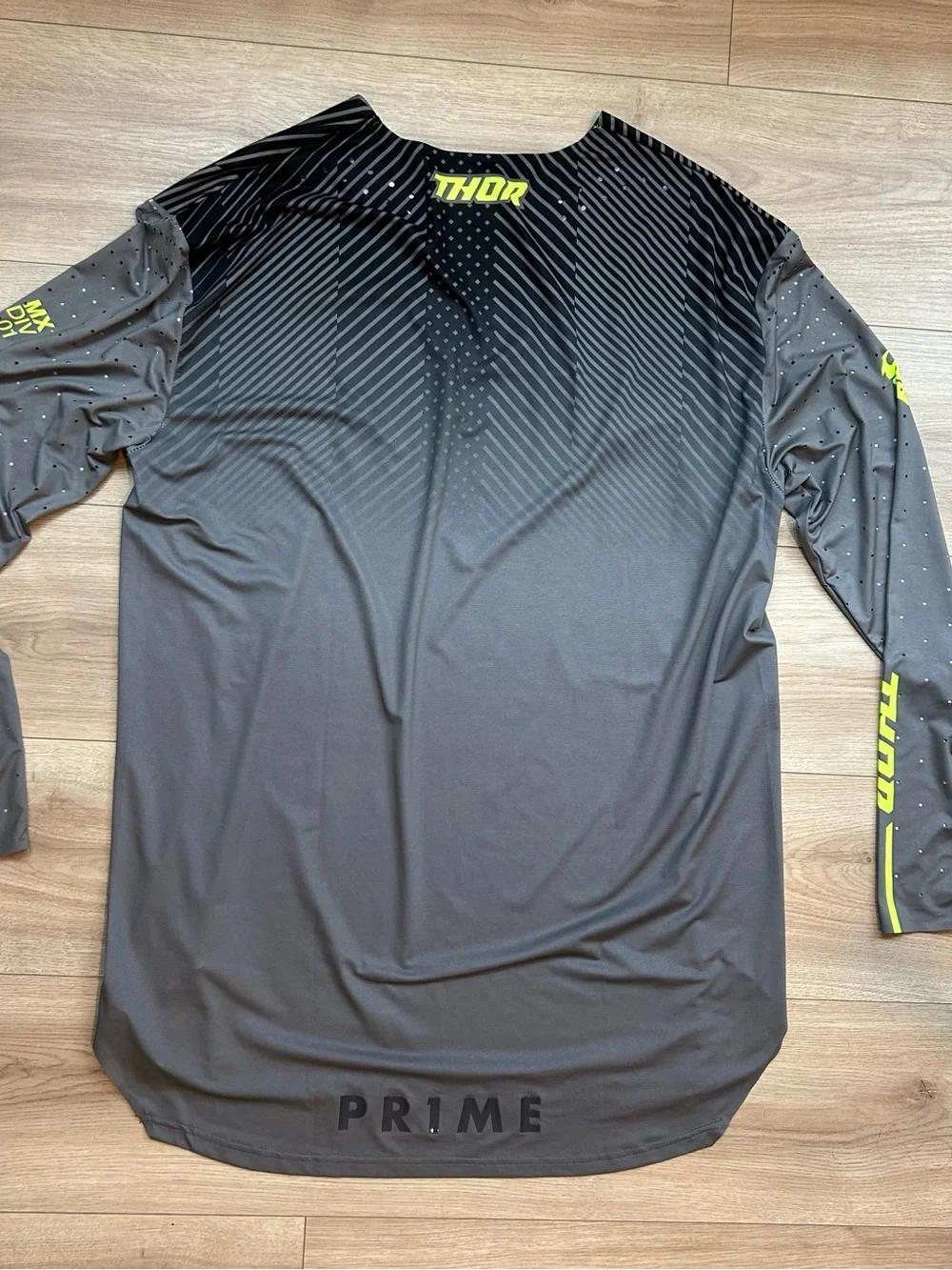Thor Men’s Gray Swim Rash Guard with Neon Yellow Stripe